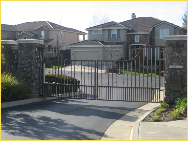 Community Entrance Driveway Gates - Sacramento